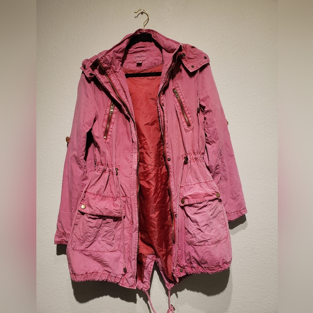 Pink Utility Jacket with Removable Hood by G.H. Bass & Co - Picture 3 of 7